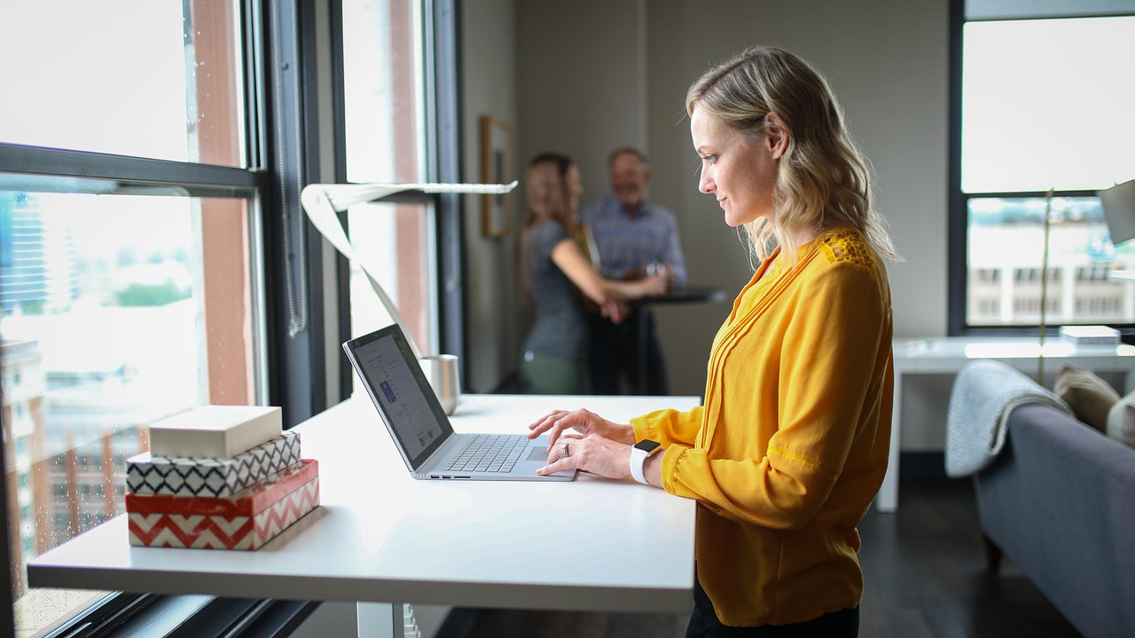 How Do I Report an Account That Has Been Reaffirmed in Bankruptcy?