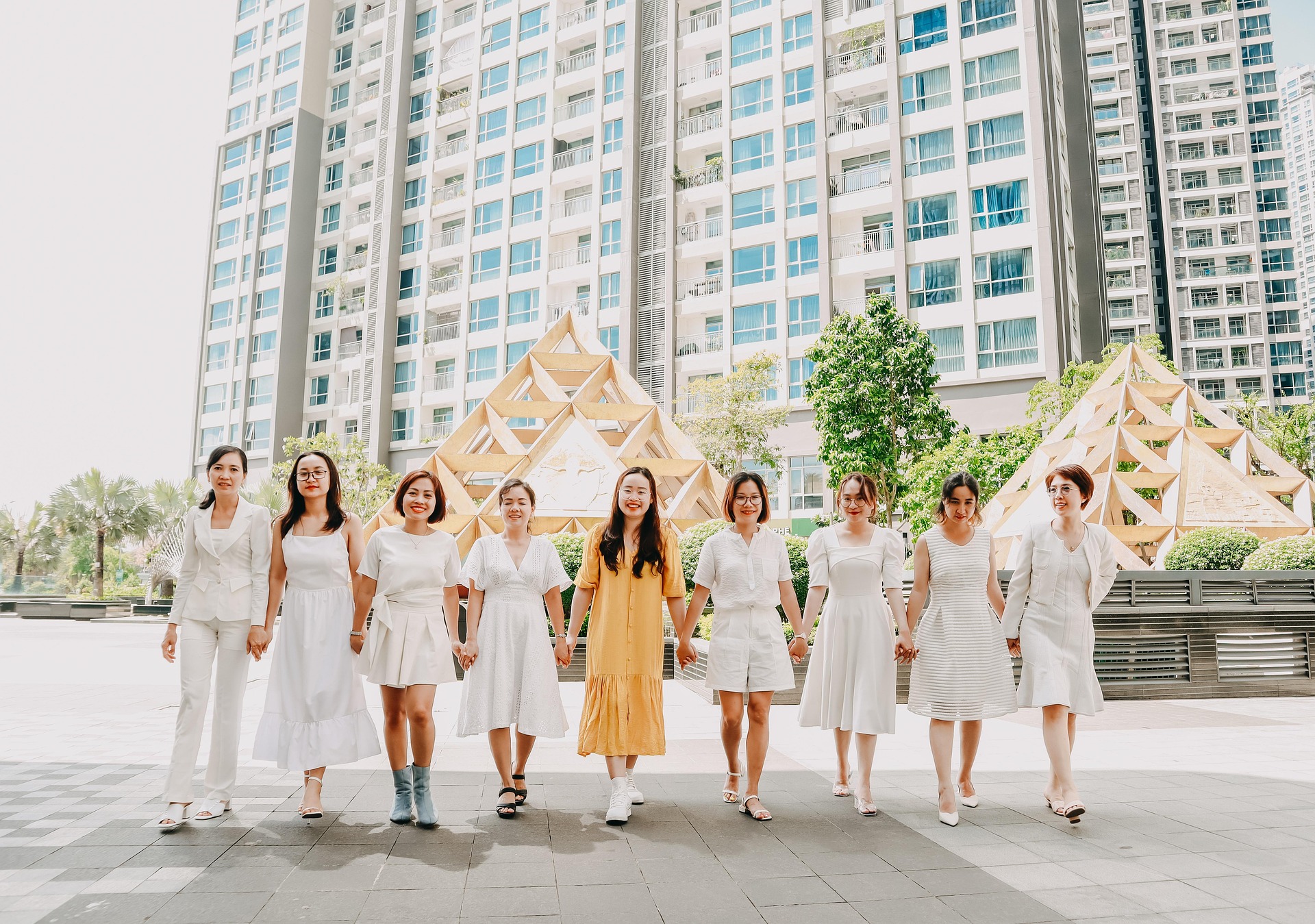 How Should Buy Now, Pay Later (BNPL) Accounts Be Reported on Credit Files?